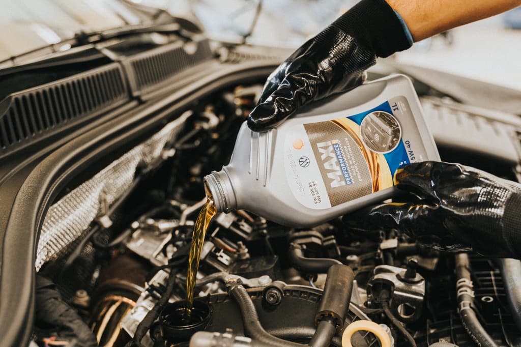 Al-Hadd Auto Services - Professional Car Repair in Ar Ar 1